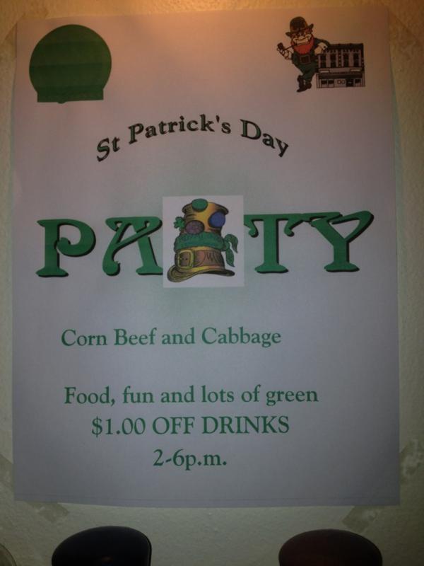 BobbyDs_RWC's tweet photo. Happy St. Patricks Day! We have $1 off all drinks &amp; free corned beef&amp;cabbage 2-6pm! Bring your friends &amp; celebrate! http://t.co/TdLvVJv5