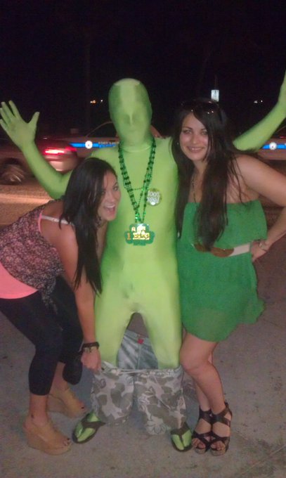 #HappySaintPattiezDay2012 Fort Lauderdale beach Bitches!! http://t.co/4CmHZO8Y<a href="/tag/happysaintpattiezday2012"class="tags">#HappySaintPattiezDay2012</a>