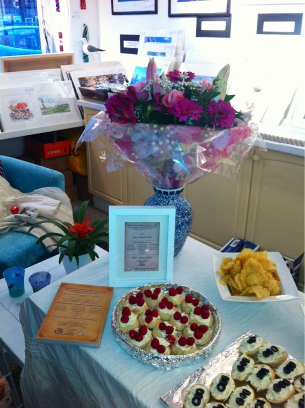 MacConsultancy's tweet image. Supporting Scott Centenary Expedition at the Kaya Gallery on the Barbican