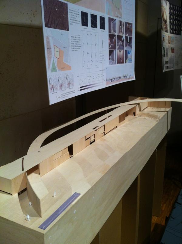 千葉大学卒業設計展12 建築展 難波和彦賞 21 和田充弘 ヒロシマの方舟 市民参加型展示空間の提案 千葉大建築展 Http T Co Td2um3nz 千葉大学卒業設計展12 建築展 難波和彦賞 21 和田充弘 ヒロシマの方舟 市民参加型展示空間の提案 千葉大建築展 Http T Co Td2um3nz