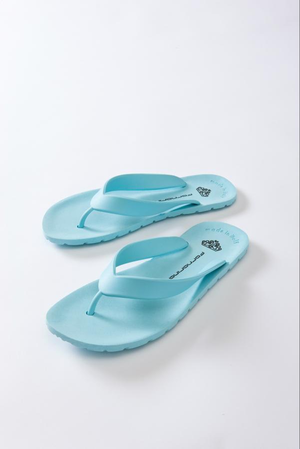 p4if's tweet photo. Win a pair of Fornarina Flip Flops @p4if The Best Place for #Branded #Bargains RT &amp; Follow to enter ♥ends 26/03/12♥ http://t.co/TcFYw8UU