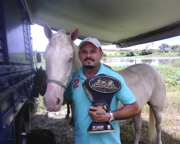 top_benaffleck's tweet image. Circuito #ASSOVARN de vaqueijada em Vera Cruz-RN 2011! meu pai butando pra descer_ Representaçao Mercadinho dom Bosco