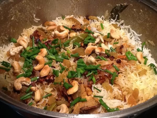 rowfenn's tweet photo. Home-cooked chicken briyani rice @KKCity @SabahFood http://t.co/7khc1kLo