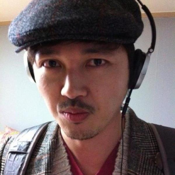 mosstattoo's tweet photo. 역시2호선은 저주다 ㅋ 짱남  홍대로 고고~ http://t.co/OSmew017