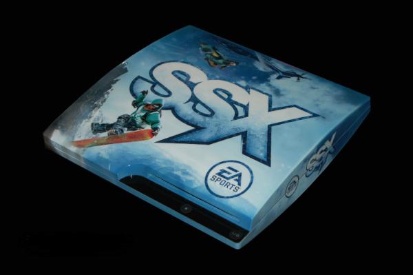 EASPORTSSSX's tweet photo. Want to win a custom SSX PS3? RT for a chance to win &amp; we'll randomly select a winner [NA only] #SSXtrucktour http://t.co/vHhgIt8S