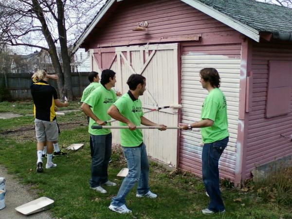 SocialShauna's tweet image. @ColumbusCrew out today, cleaning graffiti in Columbus neighborhoods.  Video at 5:30 on #nbc4  #GoodNewsMatters