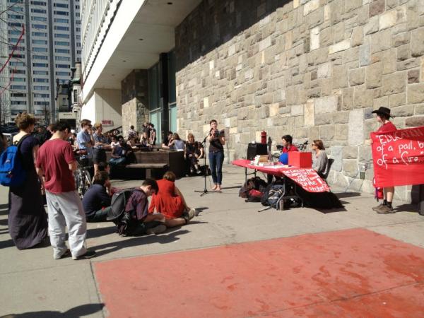 rushmew's tweet image. #ConU English Dept's (who're on strike!) literary karaoke open mike #ggi #custrike @CUonStrike