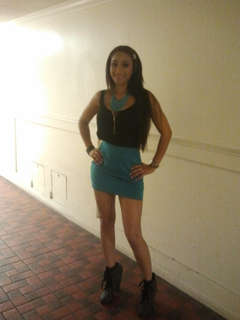 Night out w the chicas in hollywood http://t.co/GnSn5lfo