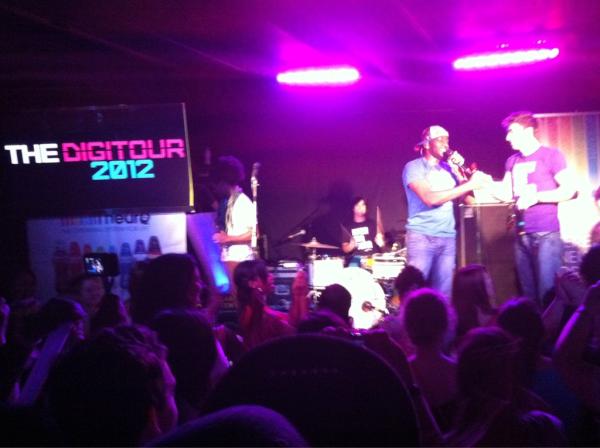 DigiTour's tweet image. #RandomTopic LIVE Onstage!! @DeStorm is killin it!! #DigiTour2012 thedigitour.com