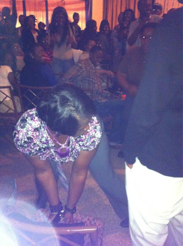 GiveN2TIMtation's tweet image. This somebody mama, twerkin it up at the pageant 

#HowThatGo?