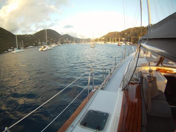 TheVICL's tweet photo. @Beans_Music "Yo Ho Ho, watch 'em go, blowin' down to  Soper's Hole!" #BVI #FF #Sailing http://t.co/JRxJ25UG