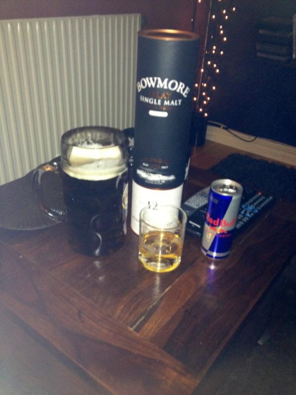 HankErix's tweet photo. Friday ;-) http://t.co/r1NIS2WQ