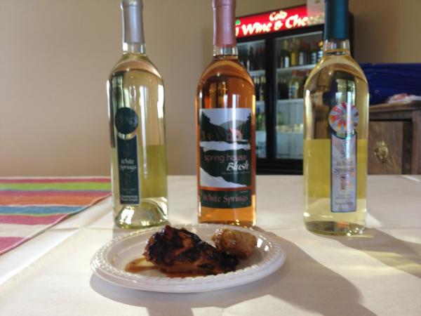 WSWine's tweet image. Cruisin' the tropics with spicy orange chicken paired with Chard/Pinot, Serendipity, and Blush! #senecalakewinetrail