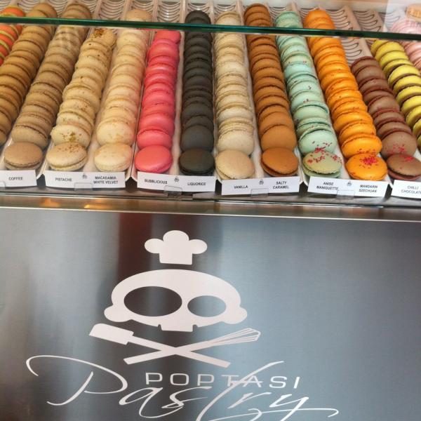 stukje Parijs in Amsterdam#macaron#goddelijk@Poptasi