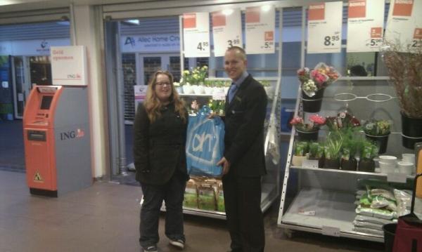 AHSchootenplaza's tweet image. @MmadeleineK is de winnares boodschappenpakket €20 bij 280 volgers! Gefeliciteerd!