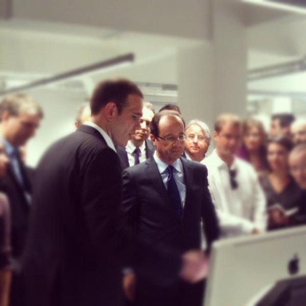 Mapize's tweet image. Francois Hollande #FH2012 en visite au   CampusPlex