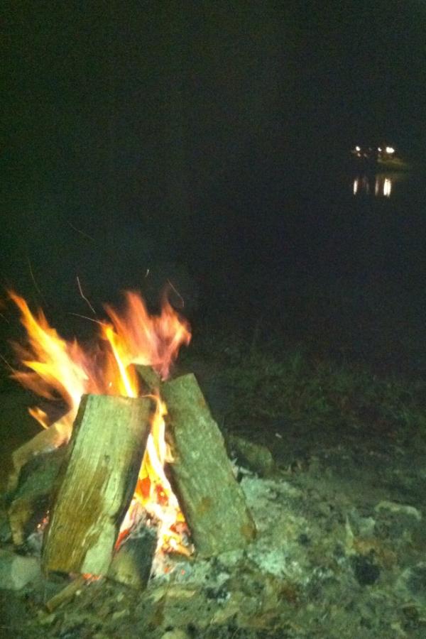 calebshores29's tweet image. Great way to spend the weekend #lakesidefire