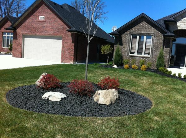 VoyLandscaping's tweet photo. After. @RobbieDublin @pucer33 #VL http://t.co/LgMonFAr