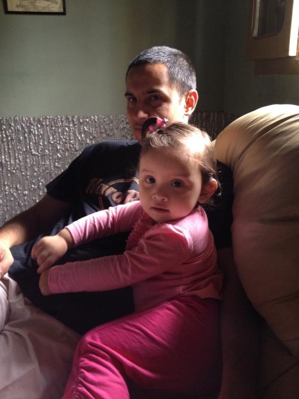 vcano_py's tweet image. Lía y su papá