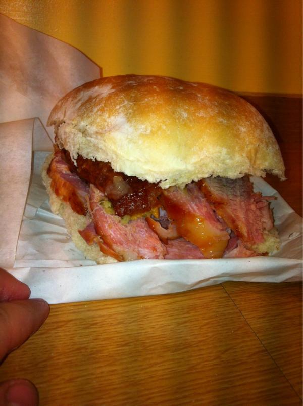 MikeChapman87's tweet photo. Roast in a bap http://t.co/KRCQPBnX