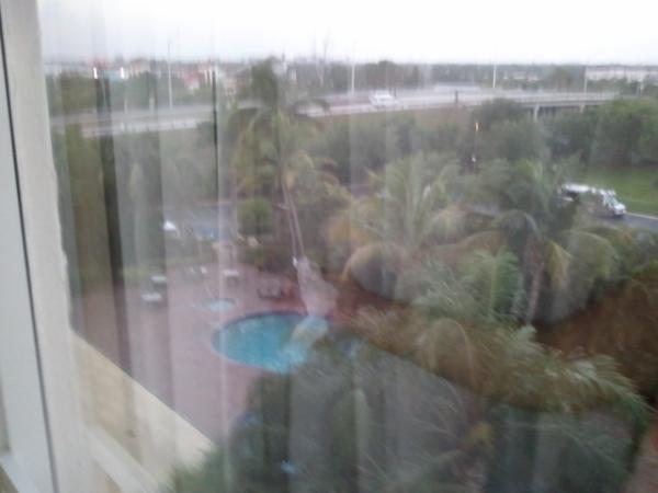 MikeyMiami28's tweet photo. What I see from my room http://t.co/PT5a5kPD