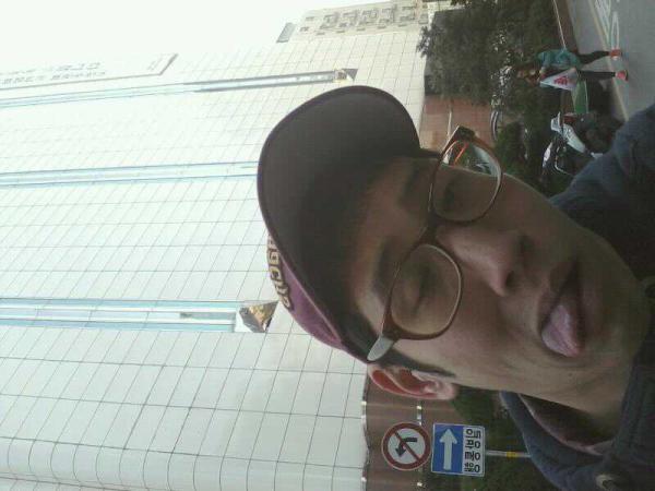 psw618's tweet photo. 헬로그라피 수행중!! http://t.co/2SiC1hCl