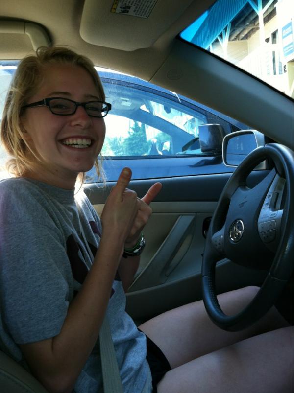 em_hunt13's tweet image. Driving miss. Mandy #amIsafe #easterweekend2012