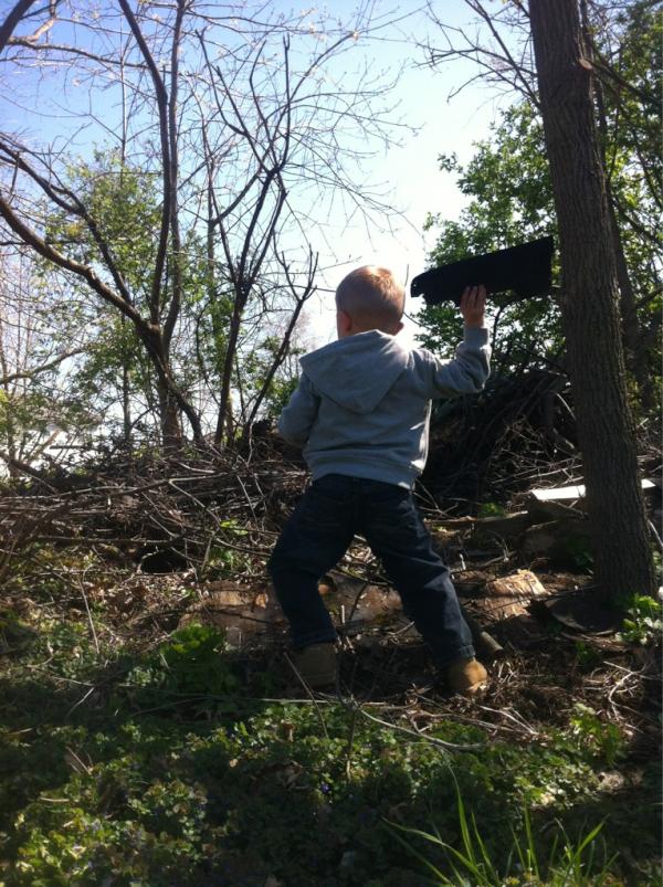 JoshKisha's tweet image. Played with my five year old neighbor for 2 hours and had the best time I&apos;ve had in like a week. #imaginationfun