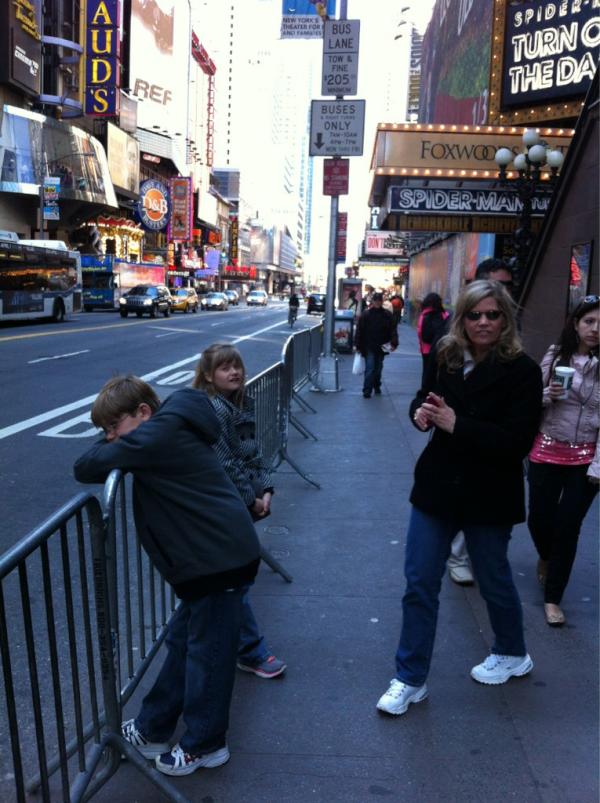 DanBartels's tweet photo. Exploring NYC http://t.co/GR1evEgB