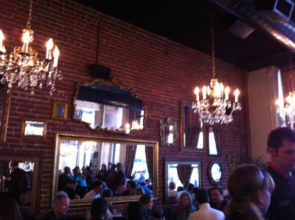 mrfussylee's tweet photo. #greatfood & #creativeinteriordesign in the Velvet Room at Mothers Bistro & Bar http://t.co/X40EAs8W