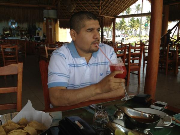 JORGE_LZARATE's tweet photo. Rodizio, Paraiso! http://t.co/JfDCKQHh