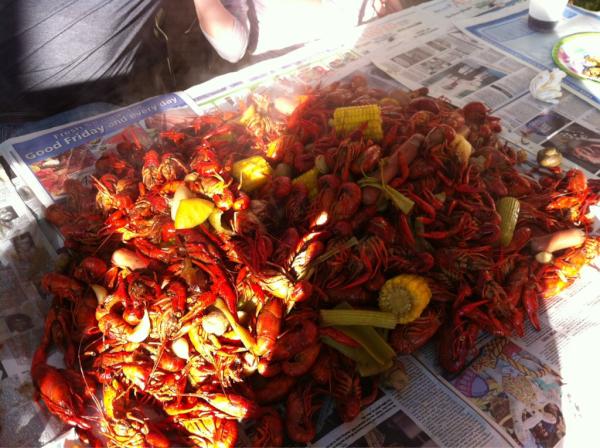 CDuSaules's tweet photo. First crawfish of the year... #suck the heads http://t.co/2MEae1f1