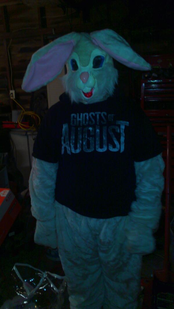 SaraNanette's tweet image. @BlueBlackLove oh this easter bunny loves Ghosts of August :)