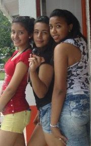 Viviana2605's tweet image. Una gran compañía en el #Incoder!! Las quiero mucho :] @Aleja7312