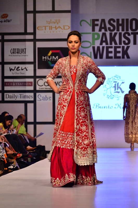 FashionPakistan's tweet image. Day 1, #FPW3 - @buntokazmi