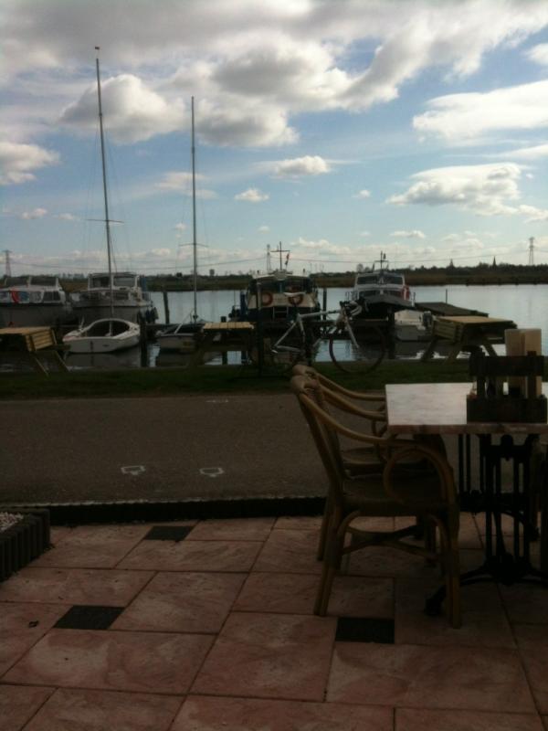 dirkremm's tweet photo. Bakje langs de rottemeren, lekkere fietstocht! http://t.co/BPYbU3s1