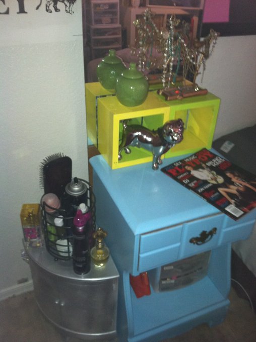My new setup  I'm so proud of myself still have more to paint tho http://t.co/p985EEST<a href="/tag/funnyreddit"class="tags"><span>#funnyreddit</span></a>