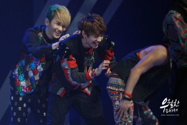 샤이니 JongKey 종-기 (@JongKeyWorld) | Twitter