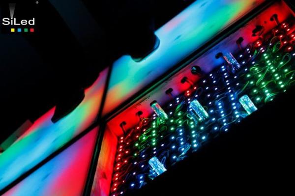 agelectronica's tweet photo. #SiLed #AGElectronica Es una pista de baile con LEDs en la Primera Jornada de Aplicaciones en Iluminación LED. http://t.co/JcdakTCO