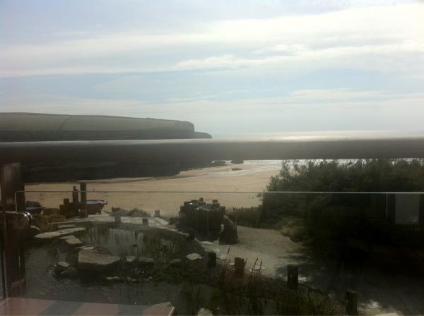 @JonnyGibbings it's a cool place, been there a couple of years now. Cornwall is THE place to live!