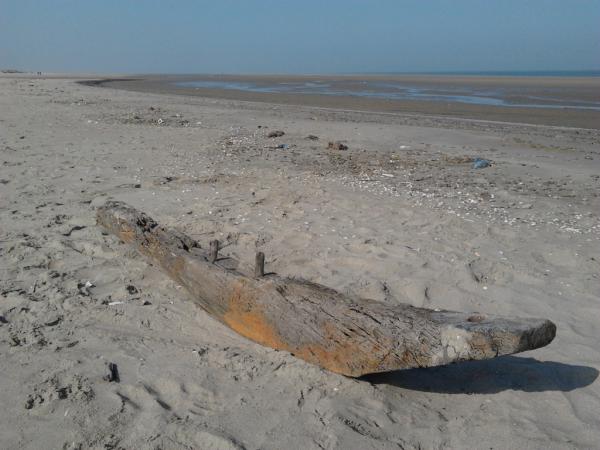 JandeRoon's tweet image. #kwade hoek doet zijn naam eer aan! rRestant schip #nostalgie. Oud!