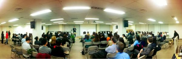 Packed house for Intro to <a href="/IJMHQ/">IJM</a> Night in Seoul! <a href="/JamieMcIntosh/">Jamie McIntosh 🇨🇦</a> #endslavery