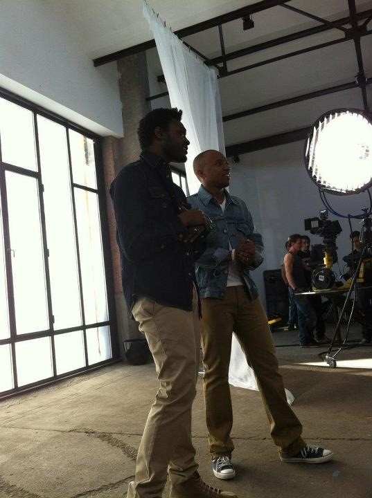 corneillemusic's tweet photo. Tournage du clip avec mon frérot @Sopranopsy4 #AuboutDeNosPeinesLeClip http://t.co/2zKy4hqt