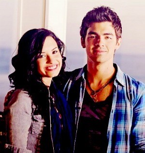 NeedsJemi tweet picture