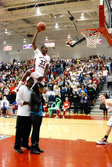 Am I my brother's keeper? Yes i am yes I am.. @BatmanCT3 http://t.co/JORqhiK2<a href="/tag/calilove"class="tags"><span>#calilove</span></a>