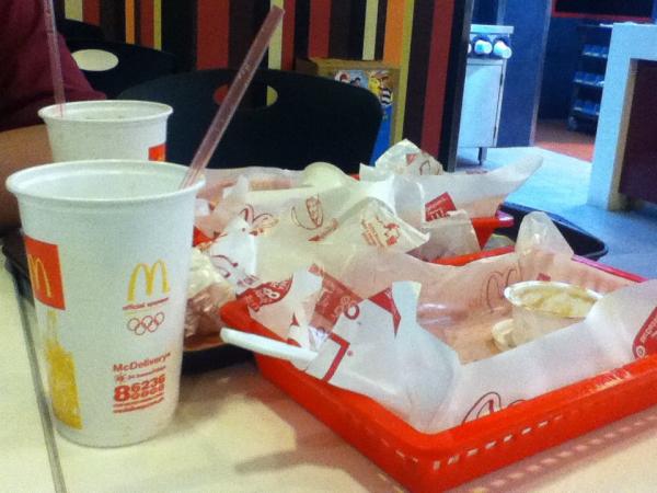 ArwinNini's tweet image. Sana magkaroon ka ulit ng laman. =))) 
#tipidmode