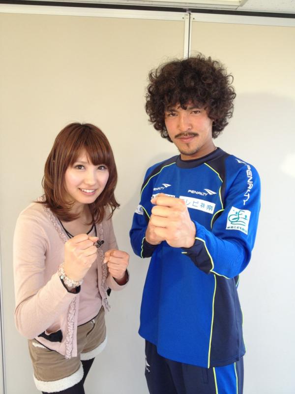 湘南ベルマーレ 今週土曜日放送のnhk Bs1 Jリーグタイム はベルマーレ特集 馬場選手がインタビューを受けました キャスターの伊藤友里ちゃんとも まさかの具志堅ポーズ 笑 Bellmare Http T Co Ydxr2bw6 湘南ベルマーレ 今週土曜日放送のnhk Bs1 Jリーグタイム はベルマーレ特集 馬場選手がインタビューを受けました キャスターの伊藤友里ちゃんとも まさかの具志堅ポーズ 笑 Bellmare Http T Co Ydxr2bw6