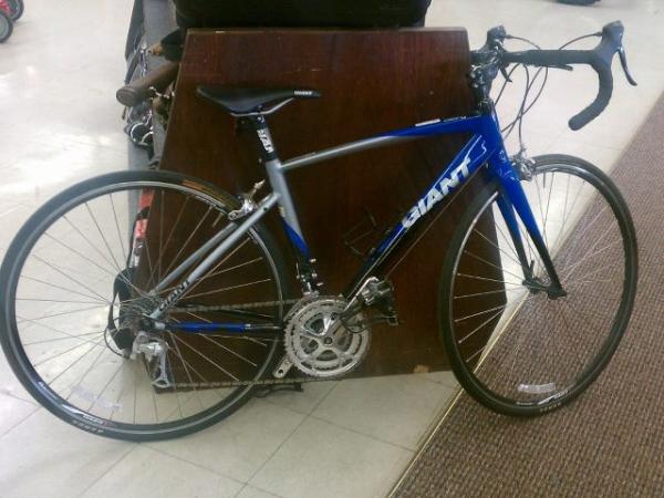 MoneyTownPawn's tweet photo. We have some sweet bikes! And some sweet weather to ride the sweet bikes in! http://t.co/I0s2xzGQ