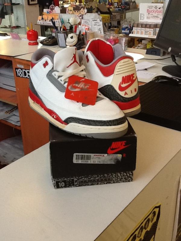 CosignProject's tweet image. Just got a pair of OG Air Jordan 3 white/fire red size 10 in box!