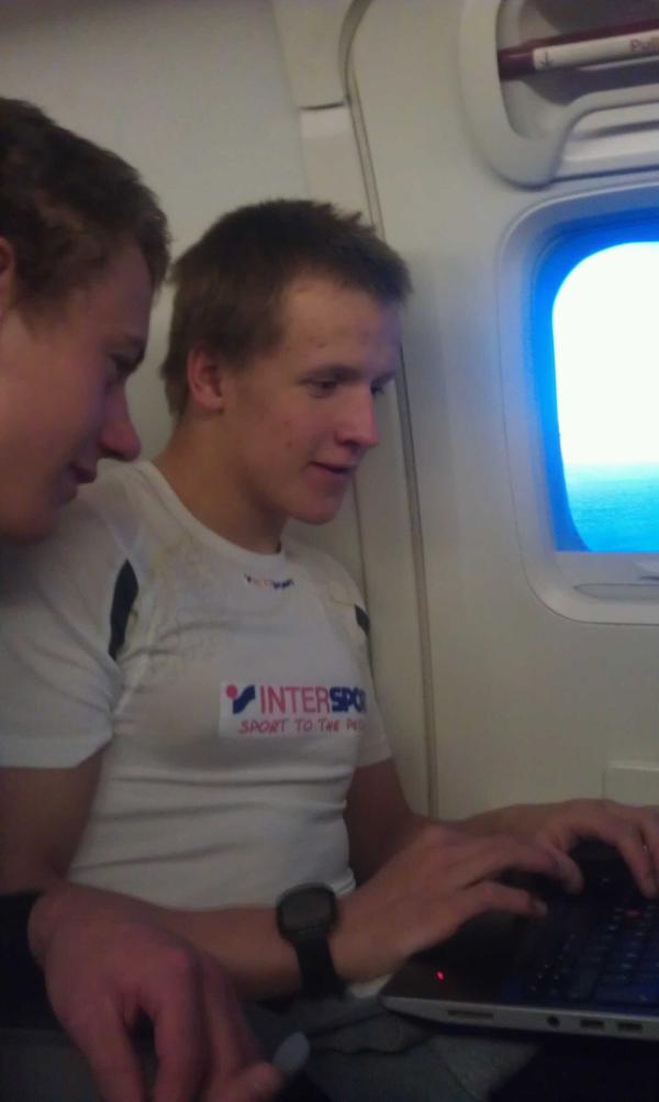 På vei til Lanzarote med u.landslaget. God Påske! <a href="/kristianblu/">Kristian Blummenfelt</a>